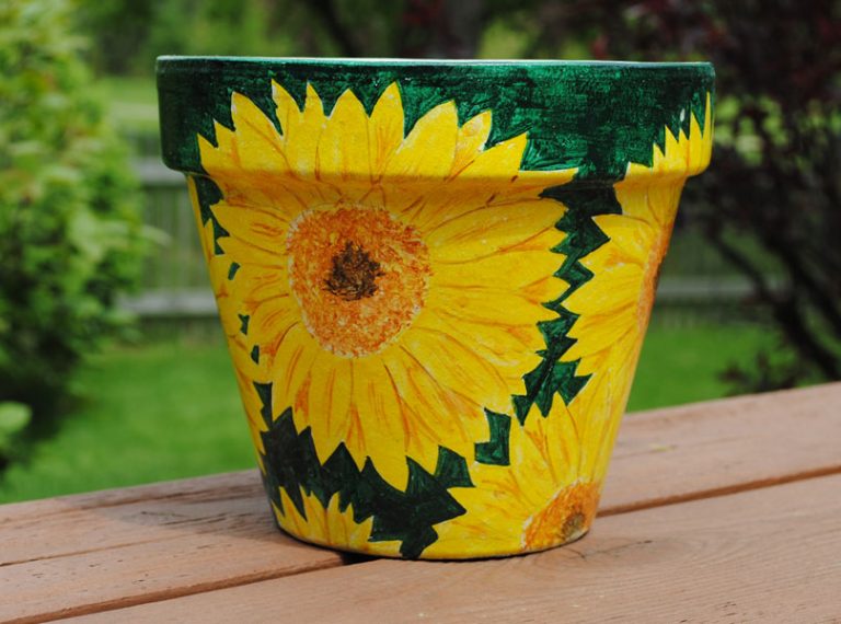 Tutorial Paint a Terracotta Pot
