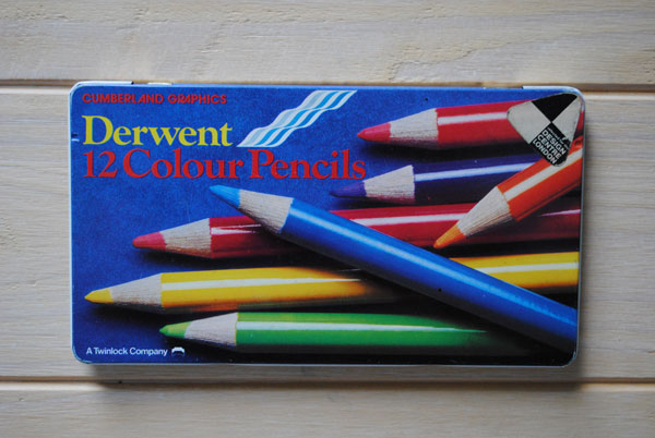 derwent 12 coloured pencils