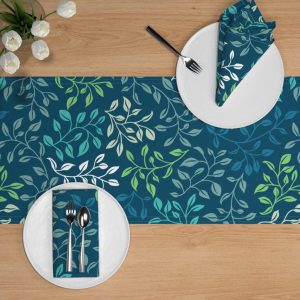 leafy lovilness table runner